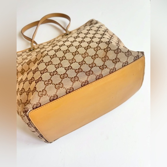 Vintage Gucci Tote Bag - tan GG canvas - Picture 3 of 10